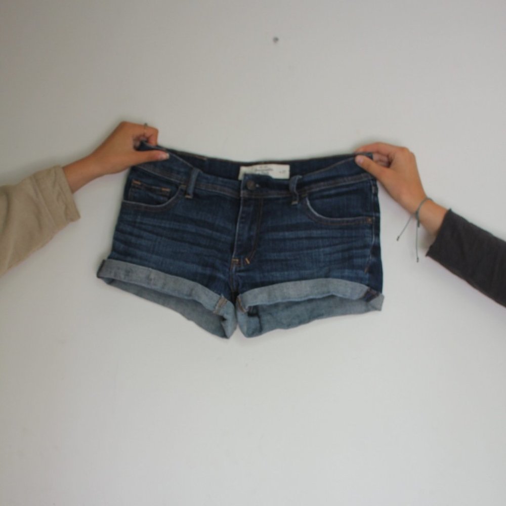 vintage abercrombie & fitch low rise shorts